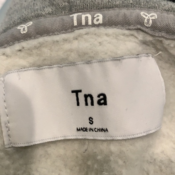 TNA Perfect Hoodie Crop - Picture 8 of 10
